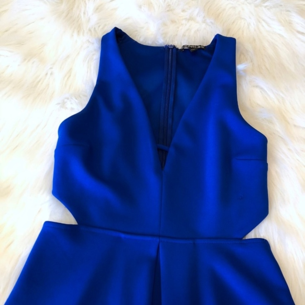 Express Sleeveless Plunging Cut Out Skater Dress - Picture 3 of 7